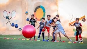 前锋头球破门，头球能力被放大关注